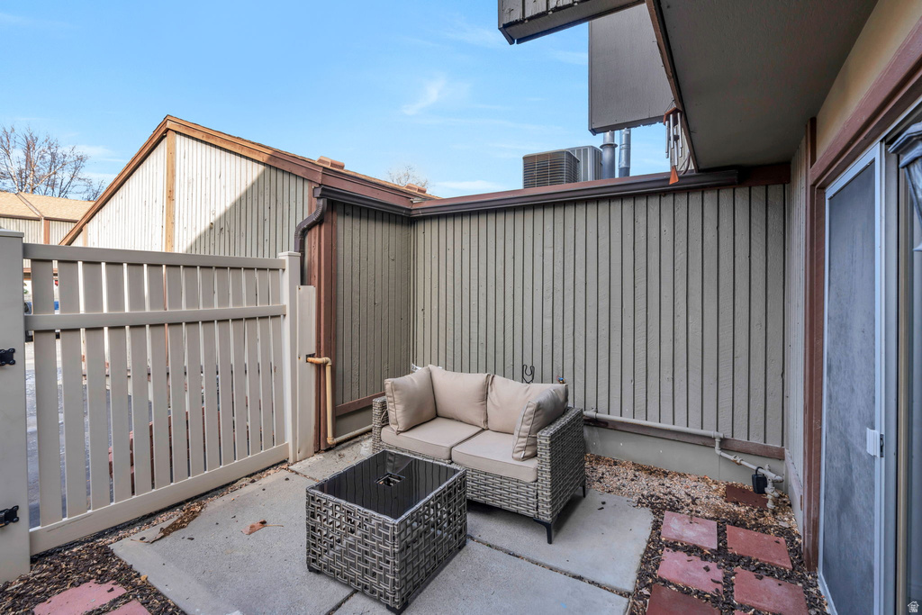 5423 S TONALEA DR Murray, UT 84107