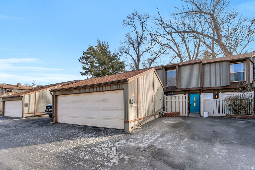 5423 S TONALEA DR Murray, UT 84107