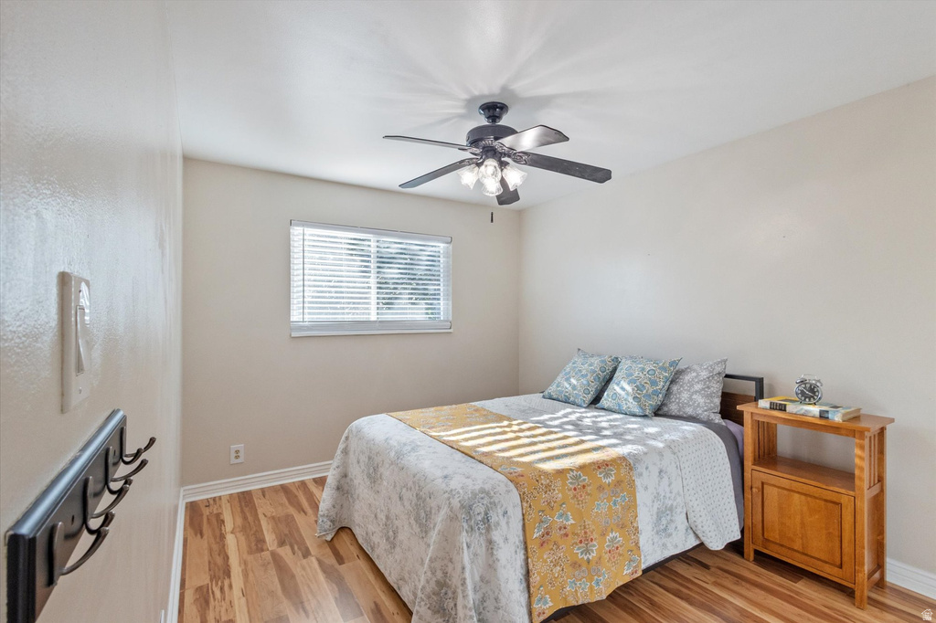 935 S 1500 E Pleasant Grove, UT 84062