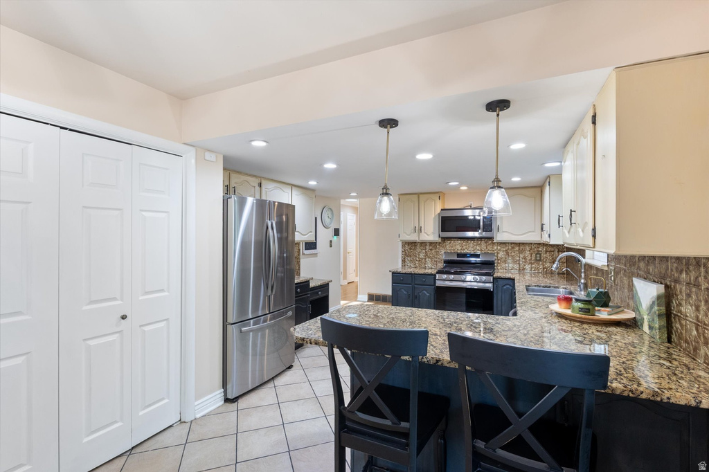 935 S 1500 E Pleasant Grove, UT 84062