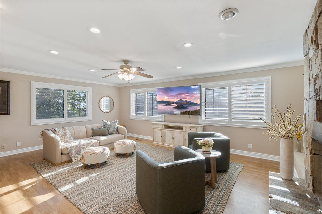 935 S 1500 E Pleasant Grove, UT 84062