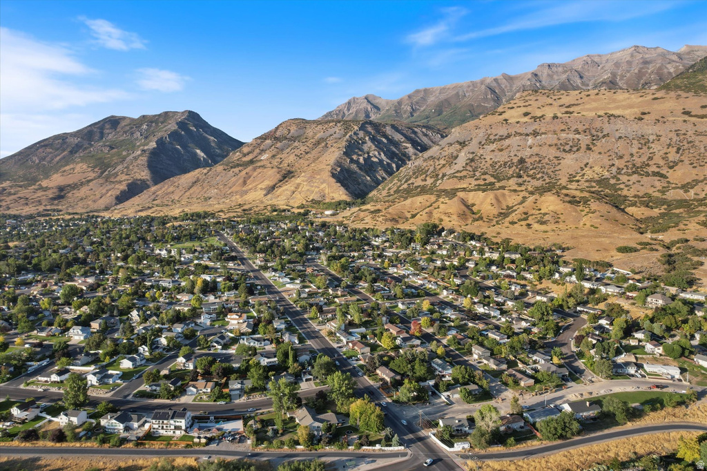 935 S 1500 E Pleasant Grove, UT 84062