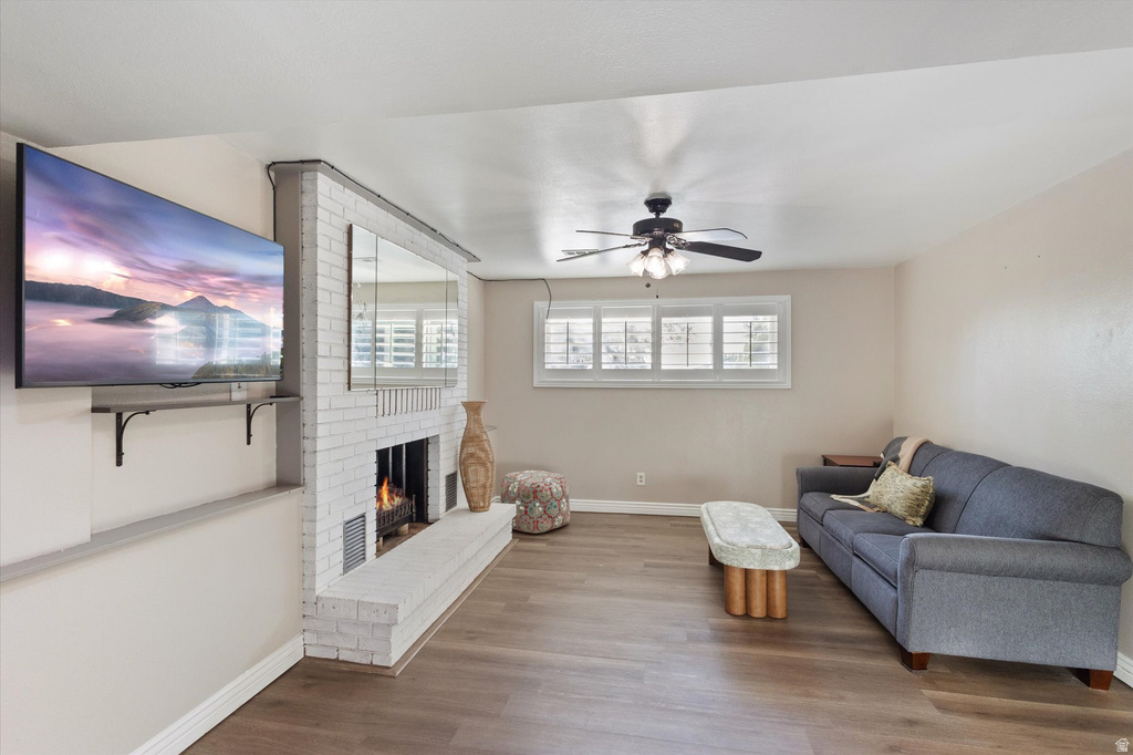 935 S 1500 E Pleasant Grove, UT 84062