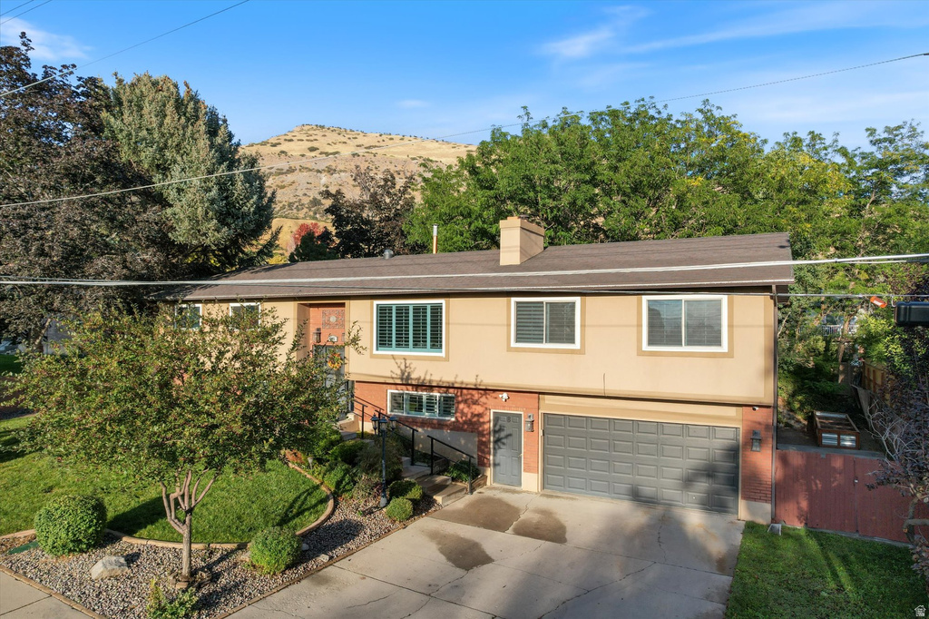 935 S 1500 E Pleasant Grove, UT 84062
