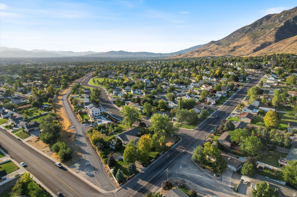 935 S 1500 E Pleasant Grove, UT 84062