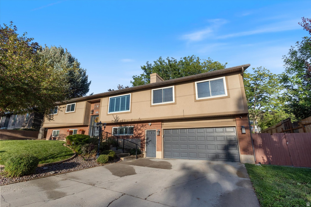 935 S 1500 E Pleasant Grove, UT 84062