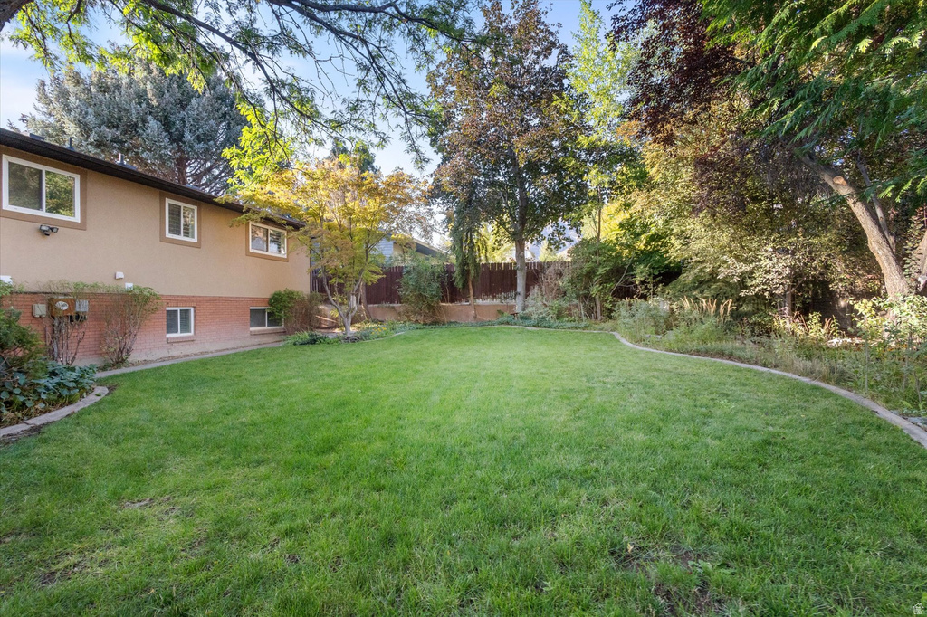 935 S 1500 E Pleasant Grove, UT 84062