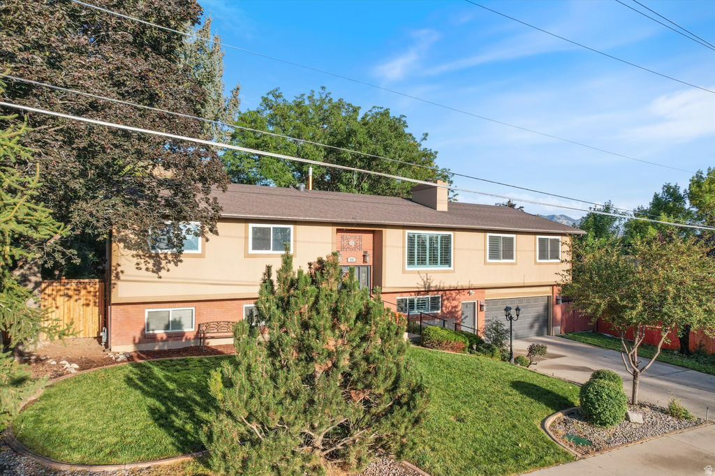 935 S 1500 E Pleasant Grove, UT 84062