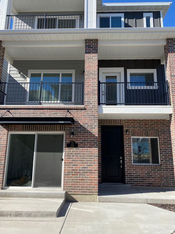 28 S RIO GRAND AVE Farmington, UT 84025