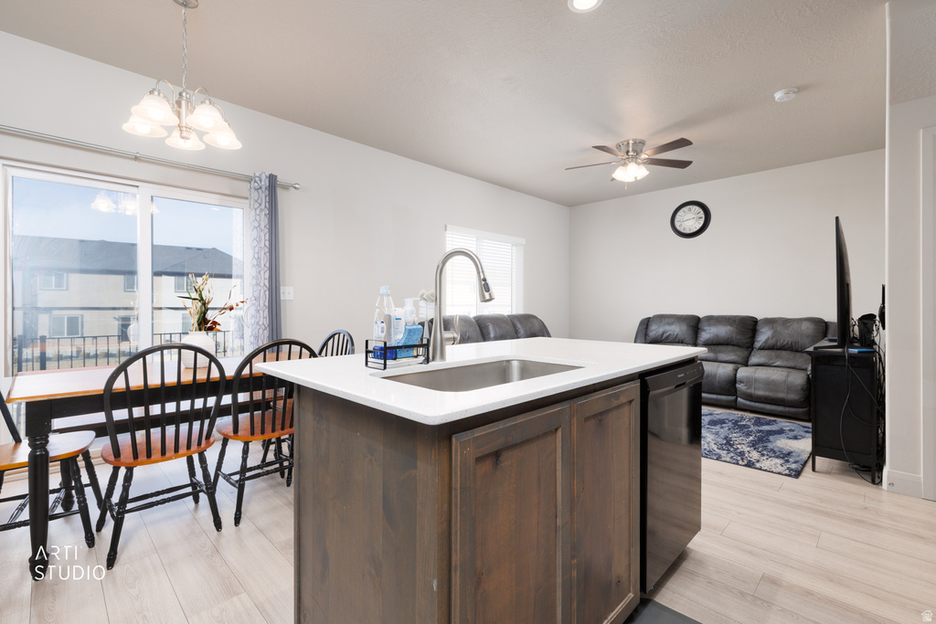 759 N OLD FORT DR Spanish Fork, UT 84660