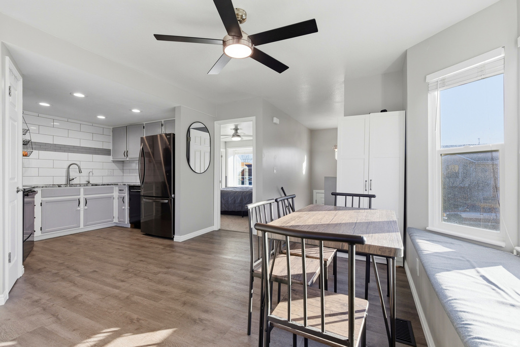 1222 W BRANDONWOOD DR Murray, UT 84123