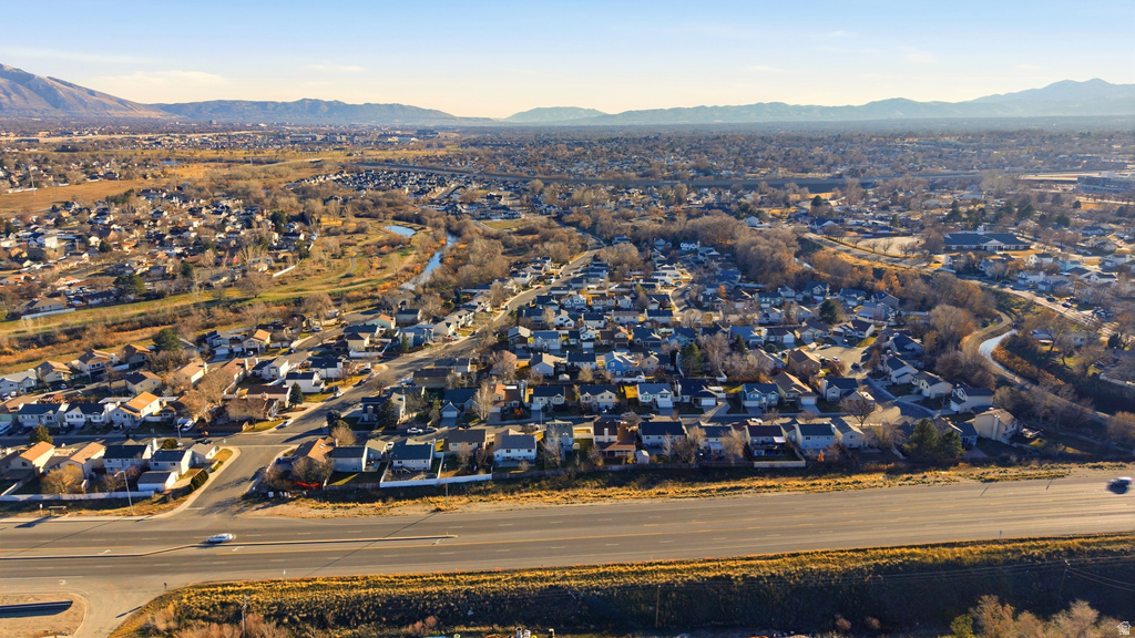 1222 W BRANDONWOOD DR Murray, UT 84123