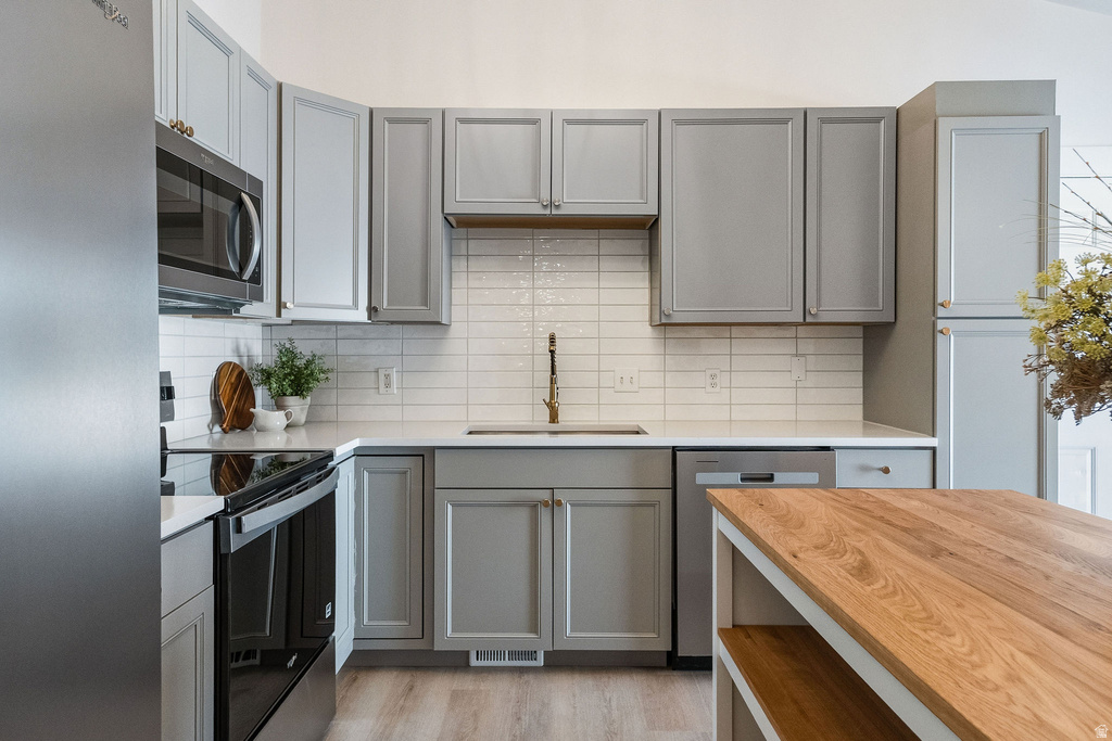 1335 E HARRIER ST Eagle Mountain, UT 84005