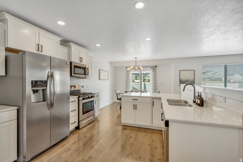 427 S SUNLAND WAY Saratoga Springs, UT 84045