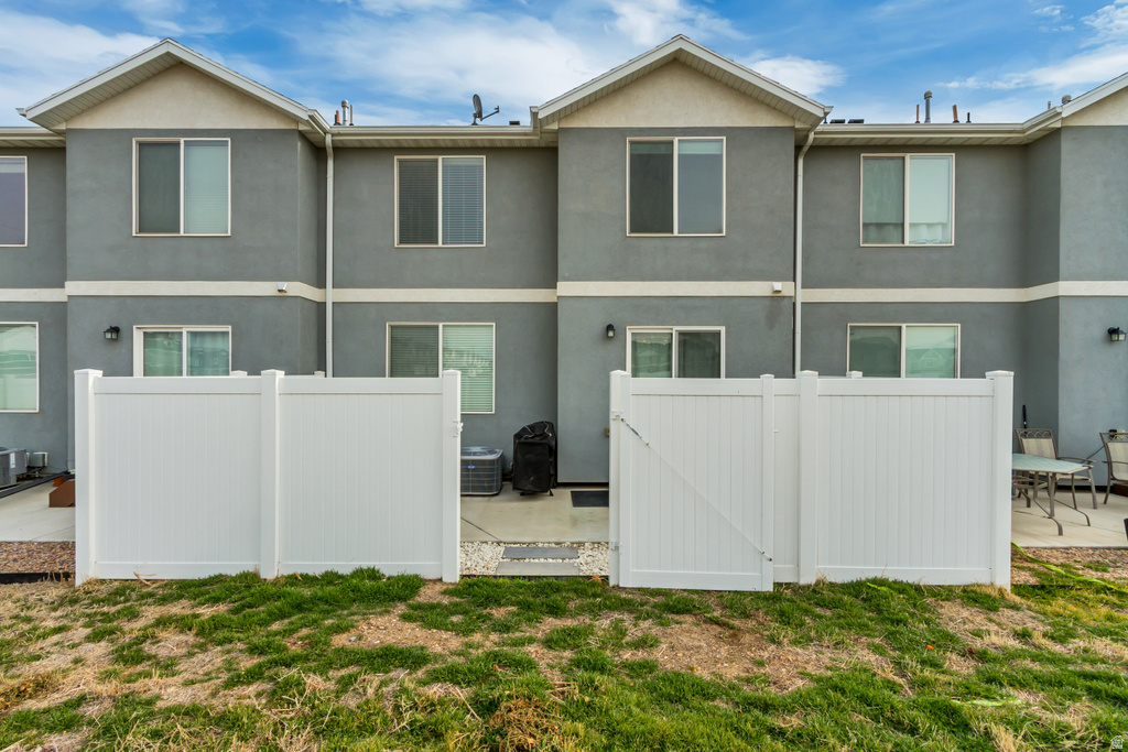 427 S SUNLAND WAY Saratoga Springs, UT 84045