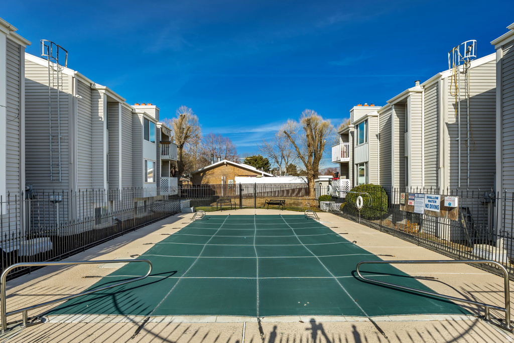 875 E ARROWHEAD LN ##46 Salt Lake City, UT 84107