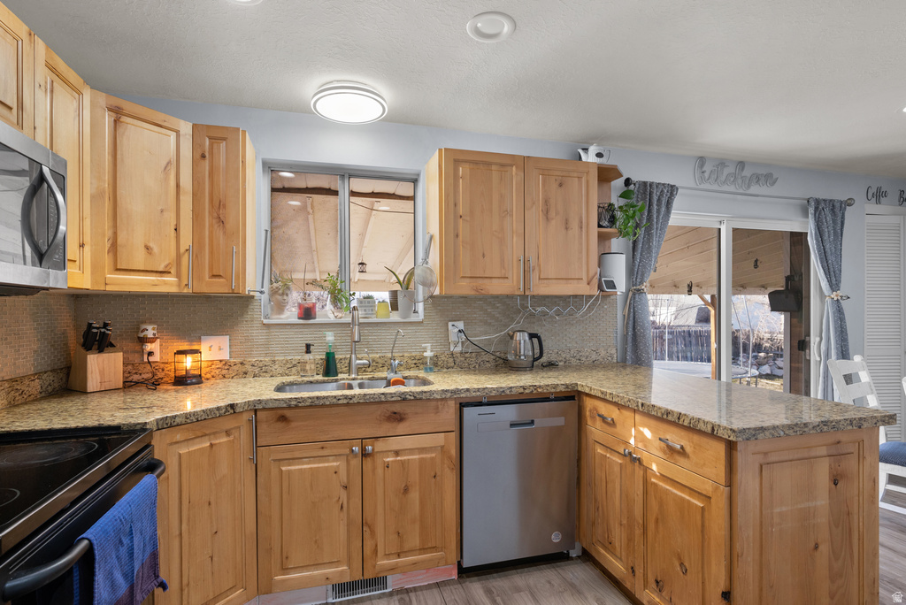 3958 S 6360 W West Valley City, UT 84128