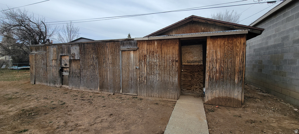 119 3RD East Carbon, UT 84520