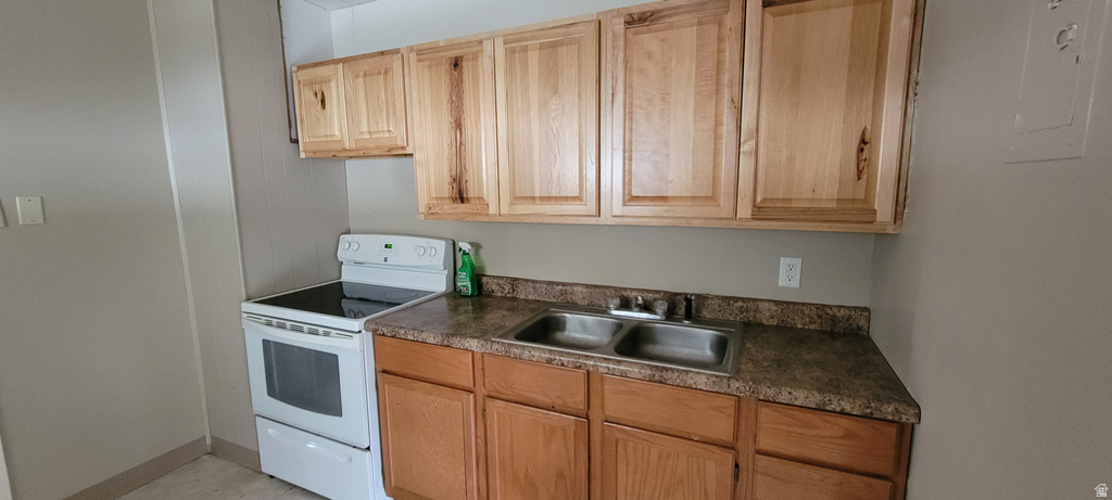 177 CARSON AVE East Carbon, UT 84520