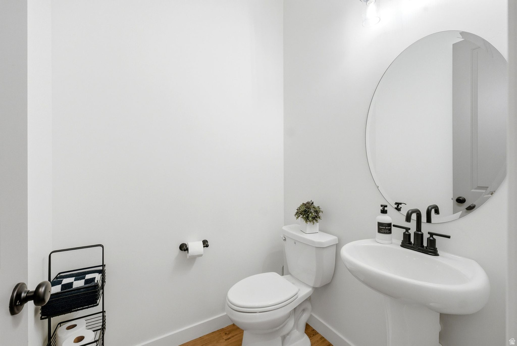 6932 W DOCKSIDER DR South Jordan, UT 84009