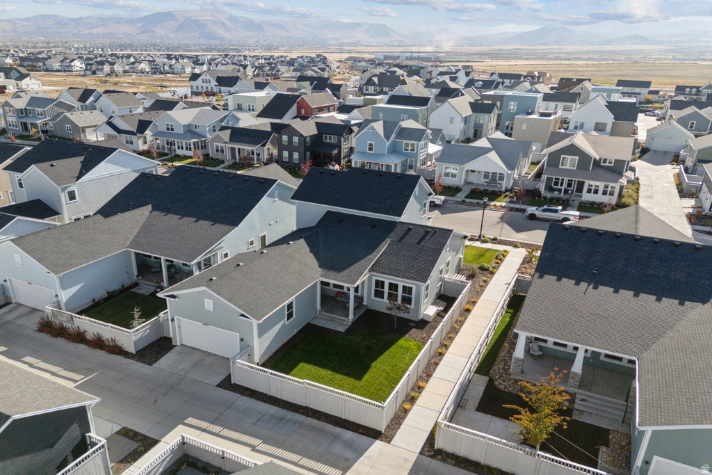 6932 W DOCKSIDER DR South Jordan, UT 84009