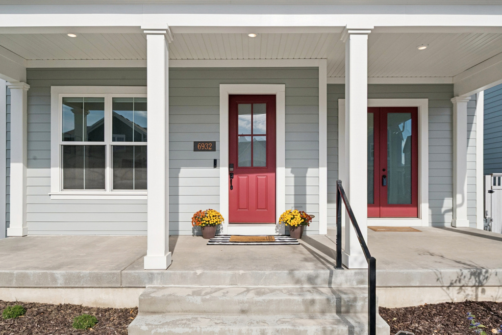 6932 W DOCKSIDER DR South Jordan, UT 84009