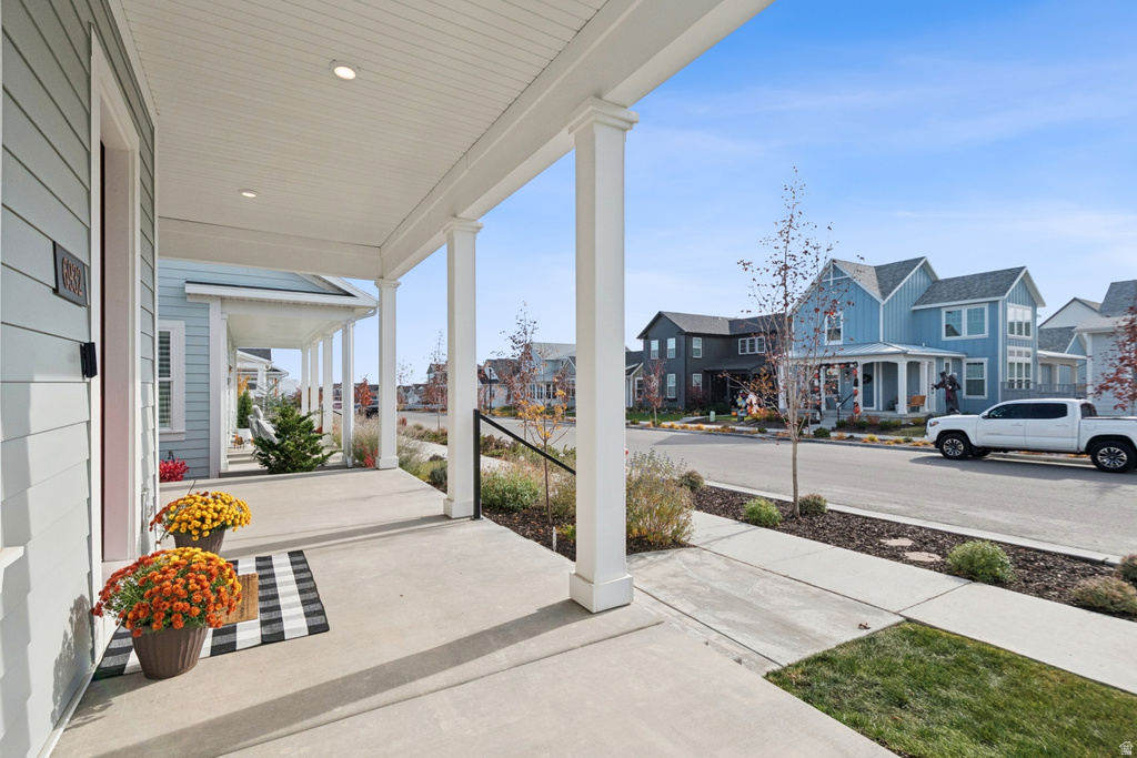 6932 W DOCKSIDER DR South Jordan, UT 84009