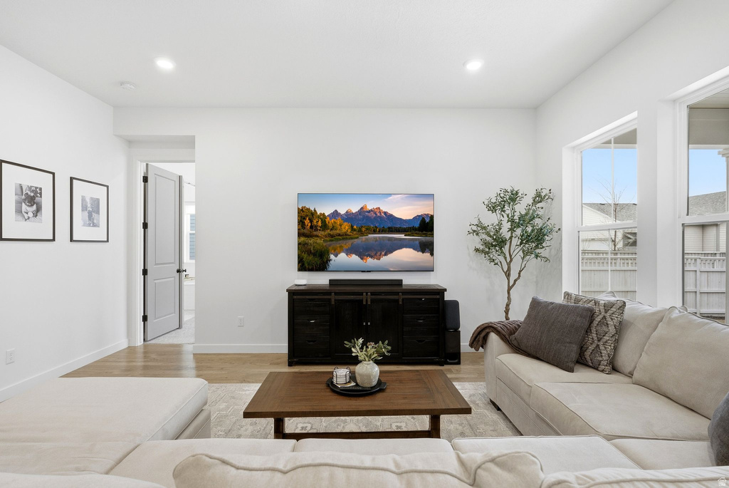 6932 W DOCKSIDER DR South Jordan, UT 84009