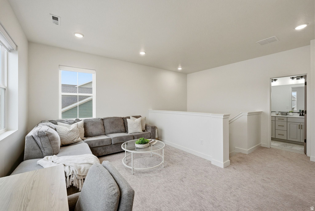 6932 W DOCKSIDER DR South Jordan, UT 84009