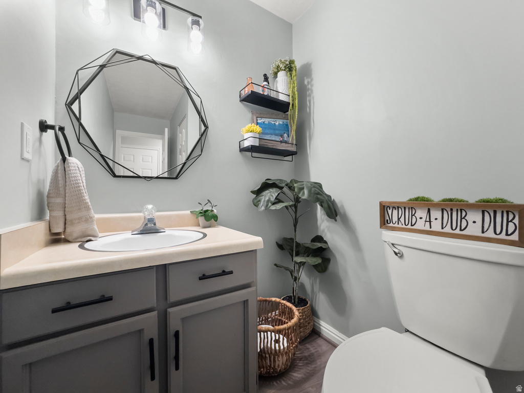 8732 S OAKWOOD CIR Sandy, UT 84094