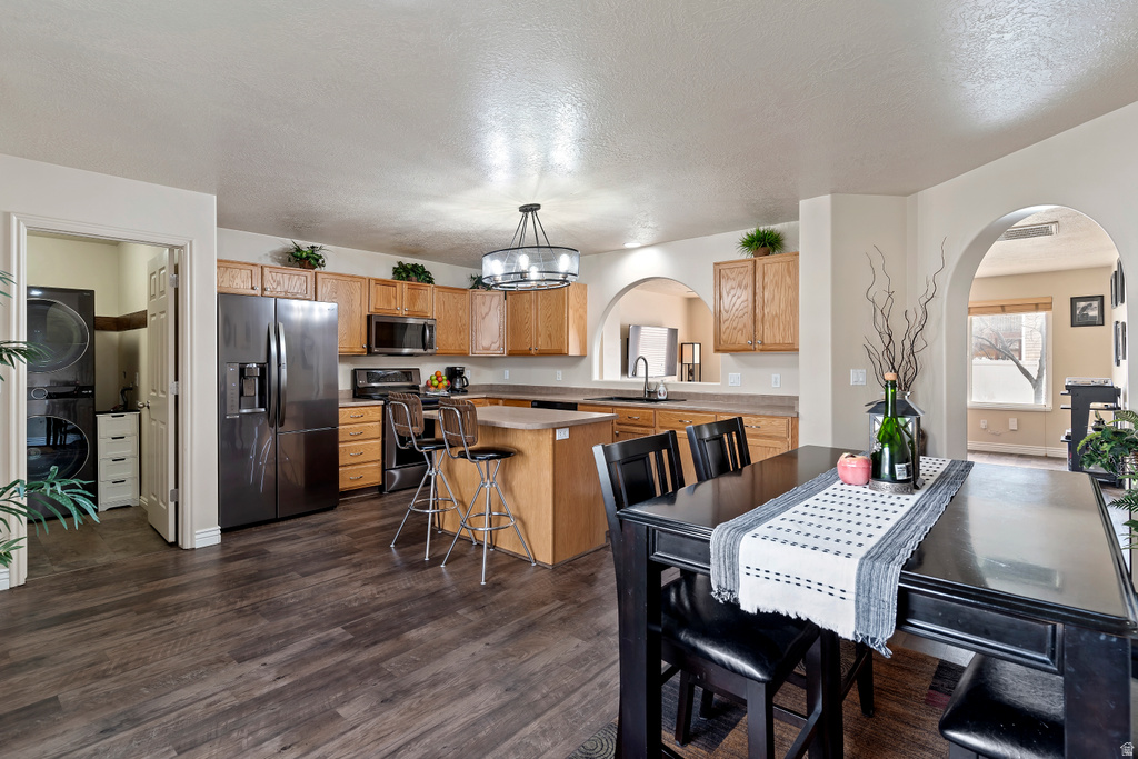 955 W ALTON DR North Salt Lake, UT 84054