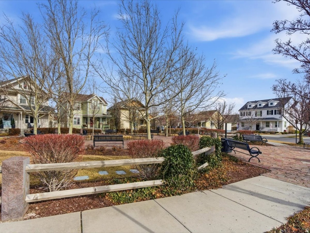 10984 S MANITOU WAY South Jordan, UT 84009