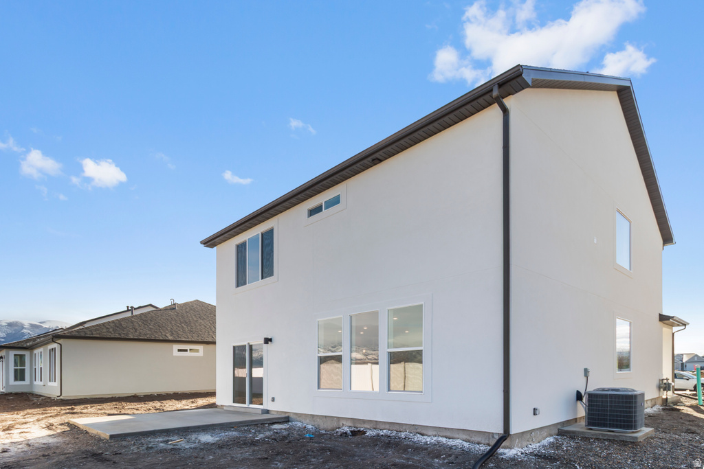 1609 W SILVER CANOE WAY Logan, UT 84321