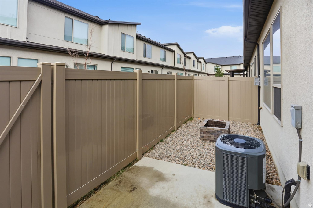 1867 S JAX WAY #3 West Haven, UT 84401