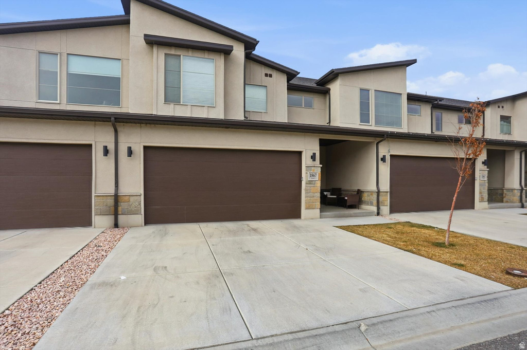 1867 S JAX WAY #3 West Haven, UT 84401