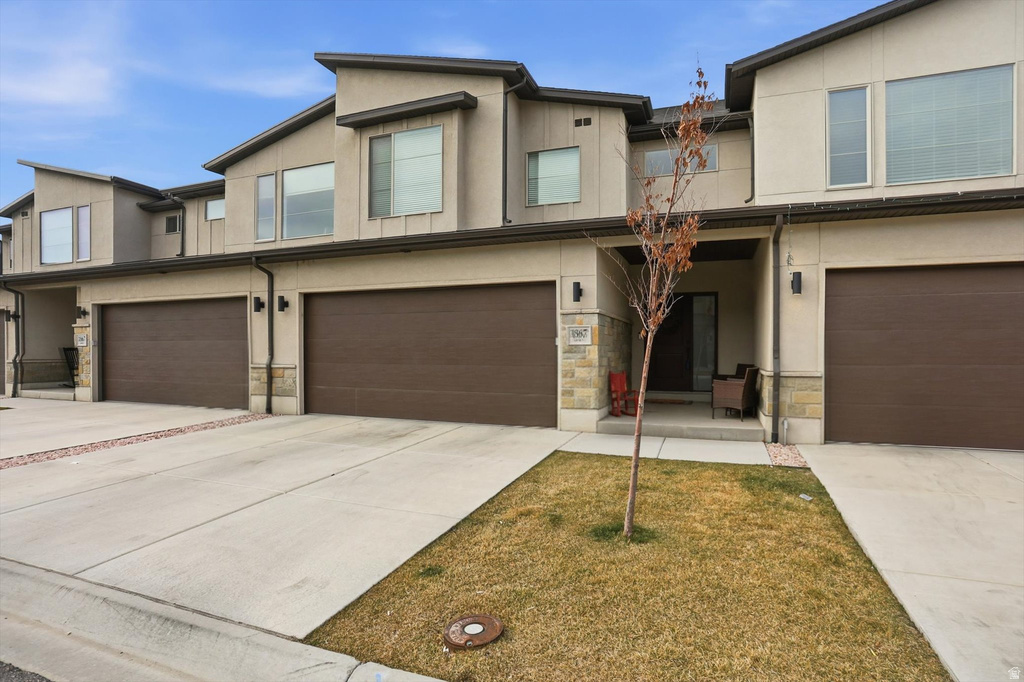 1867 S JAX WAY #3 West Haven, UT 84401
