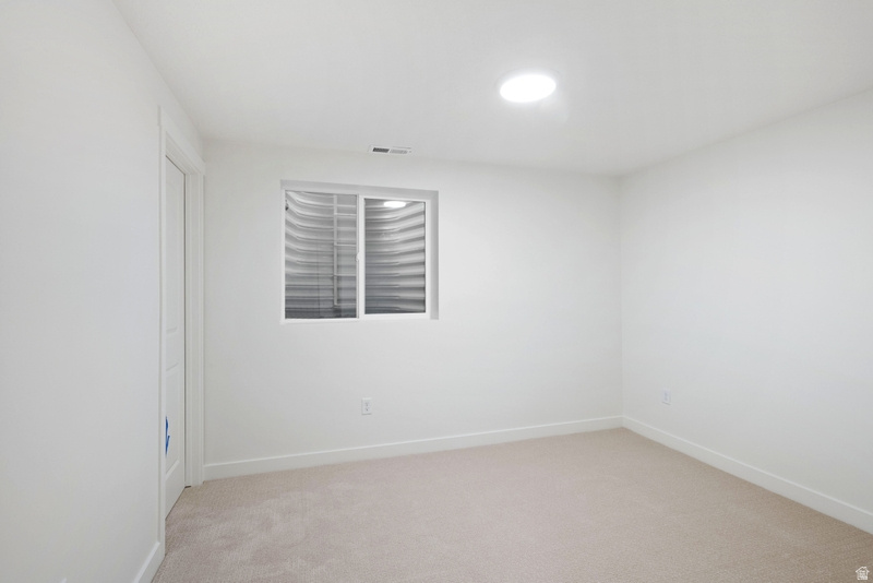 11392 S WATERCOURSE RD #375 South Jordan, UT 84009