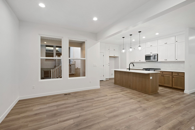 11392 S WATERCOURSE RD #375 South Jordan, UT 84009