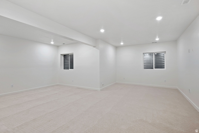 11392 S WATERCOURSE RD #375 South Jordan, UT 84009