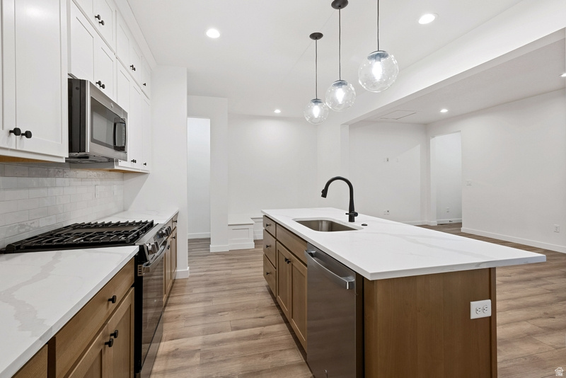 11392 S WATERCOURSE RD #375 South Jordan, UT 84009