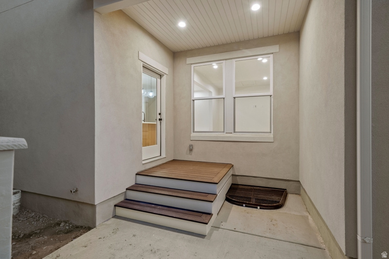 11392 S WATERCOURSE RD #375 South Jordan, UT 84009