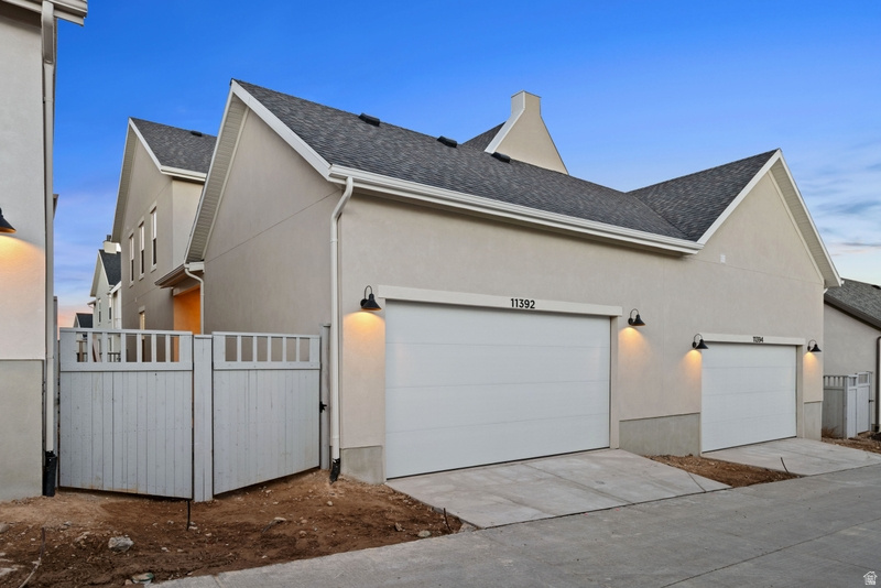 11392 S WATERCOURSE RD #375 South Jordan, UT 84009