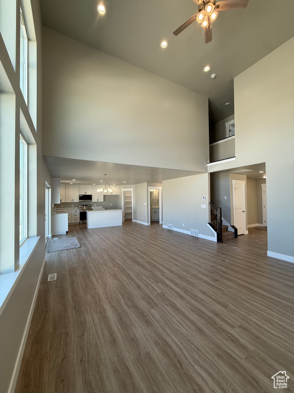 2339 E SEGO LILY DR photo 5