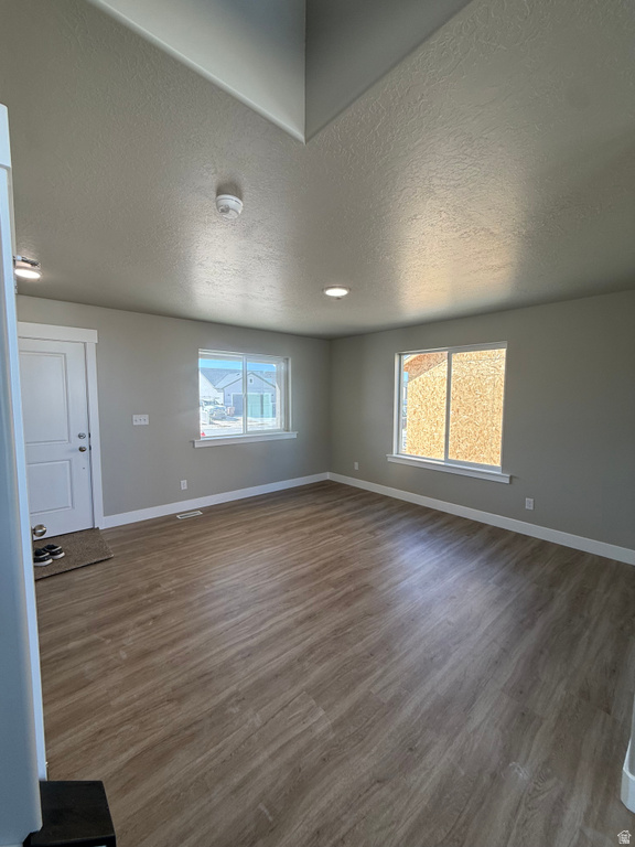 2339 E SEGO LILY DR photo 3