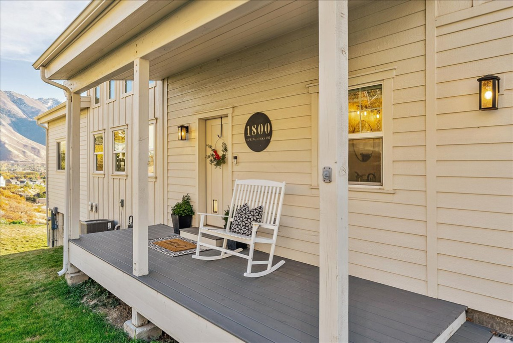 1800 E SPRING OAKS DR Springville, UT 84663