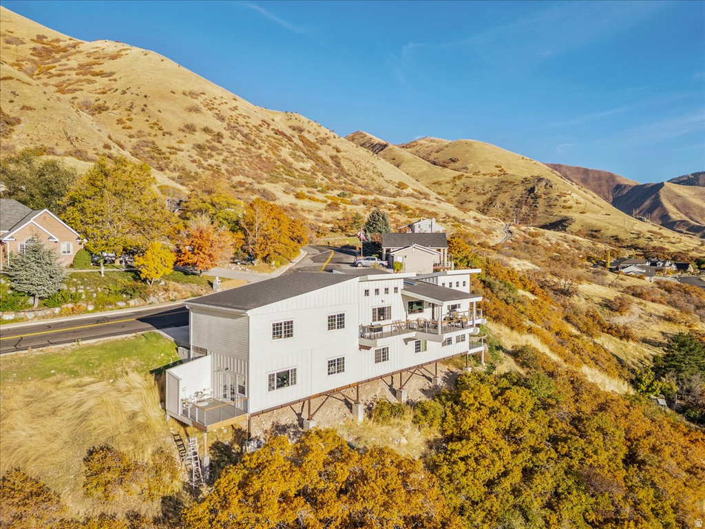 1800 E SPRING OAKS DR Springville, UT 84663