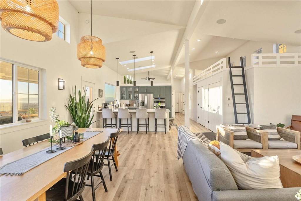 1800 E SPRING OAKS DR Springville, UT 84663