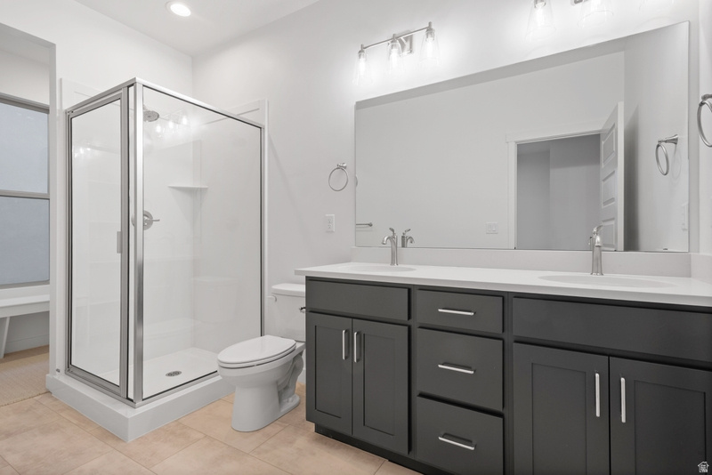 11371 S OFFSHORE WAY #376 South Jordan, UT 84009