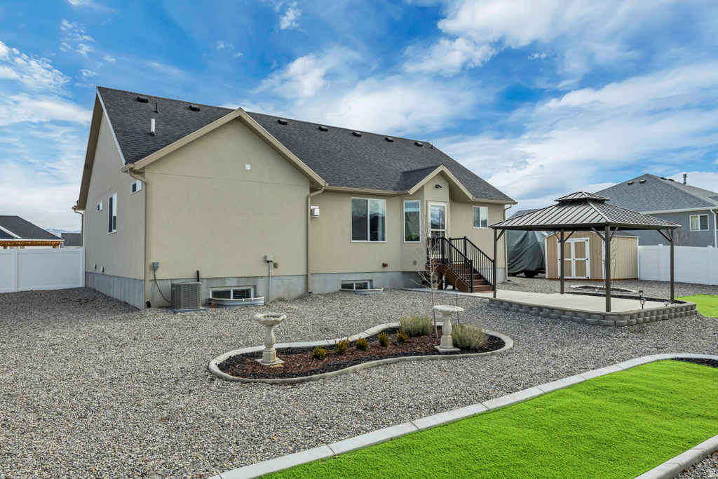 230 S JODI LN Grantsville, UT 84029