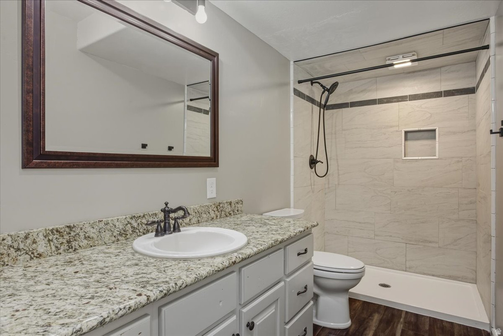 2057 S JAMES CIR Clearfield, UT 84015